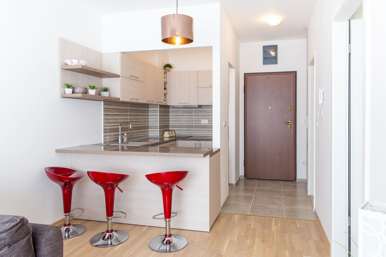 Natasha Sea View Apartment 부드바 외부 사진