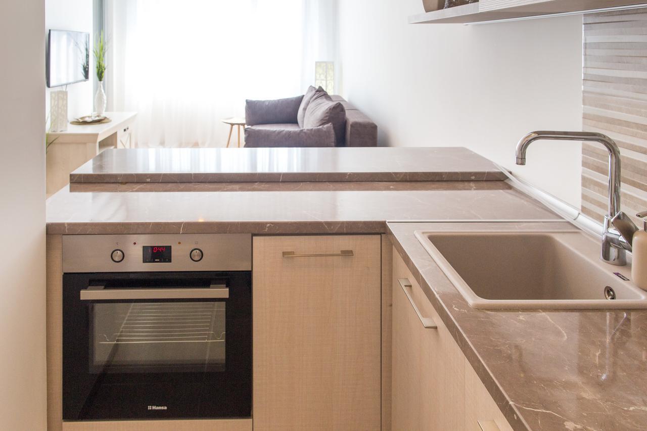Natasha Sea View Apartment 부드바 외부 사진